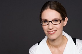 Dr. Anne Trösken