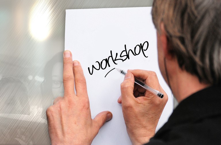 workshop-745017_1920.jpg